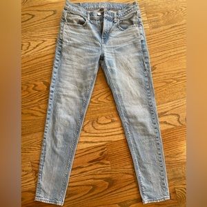 American Eagle 90’s Skinny Jean
